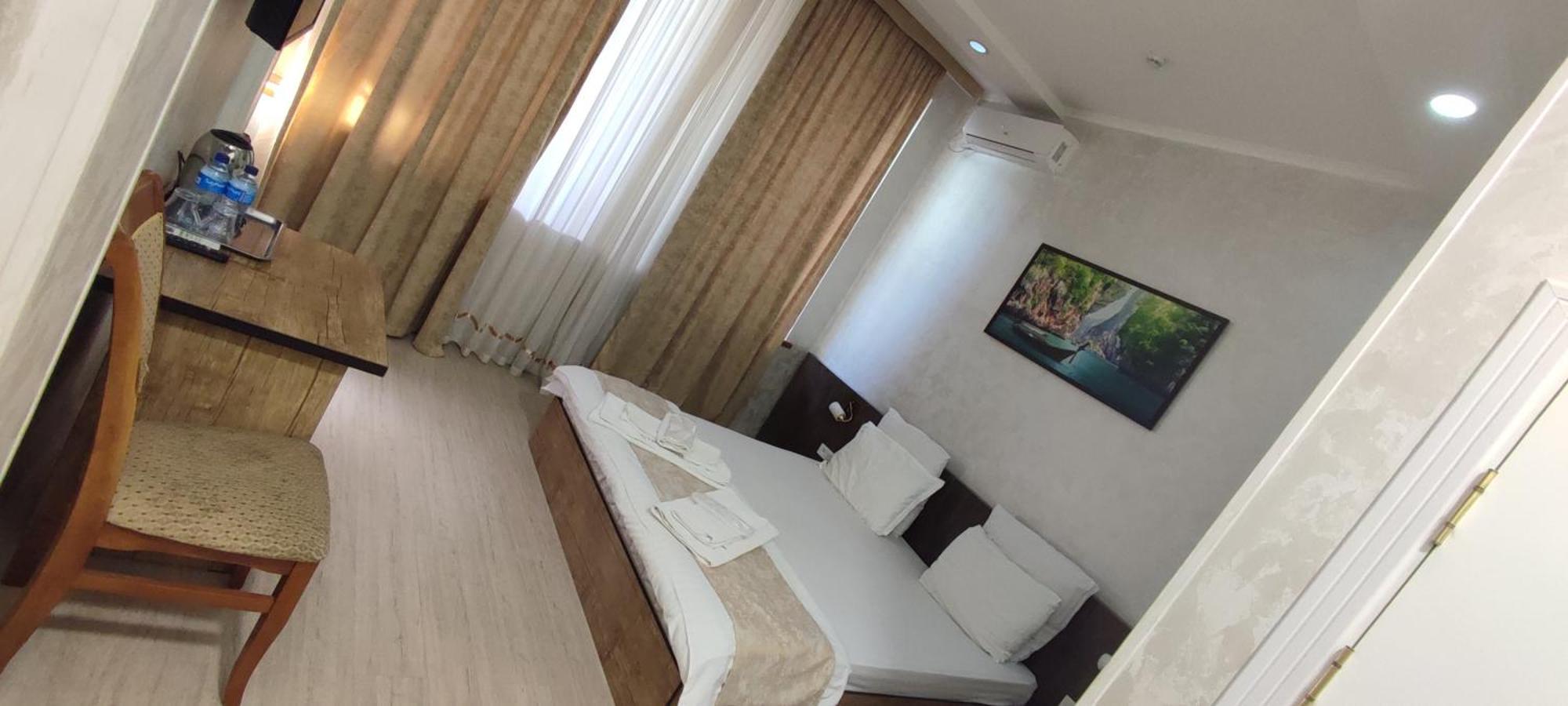 Art Rakat Hotel Tashkent Bagian luar foto