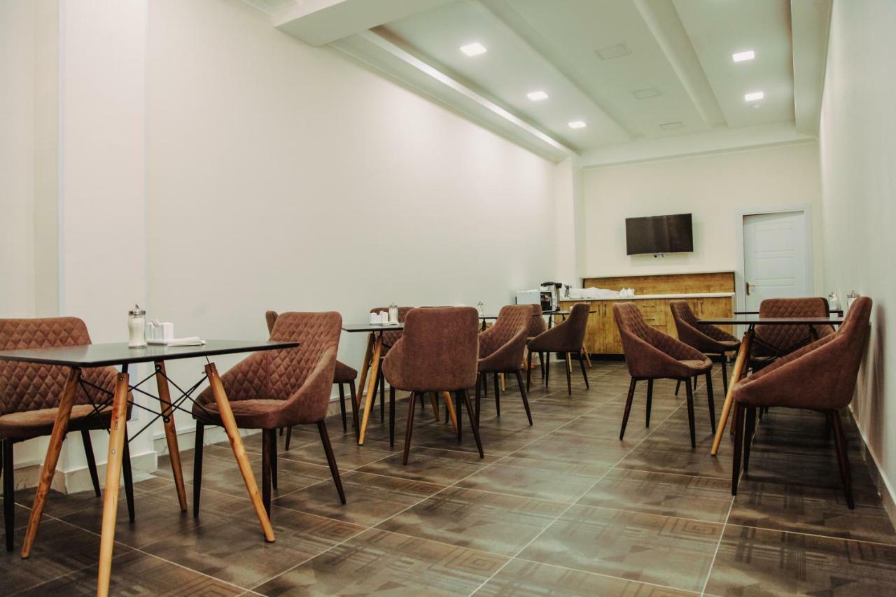 Art Rakat Hotel Tashkent Bagian luar foto